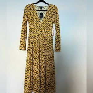 long sleeve patter dress